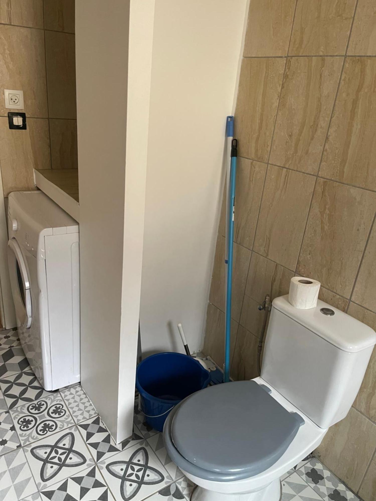 Hexagone Wifi Un Sejour A Part Lägenhet Longeville-les-Metz Exteriör bild